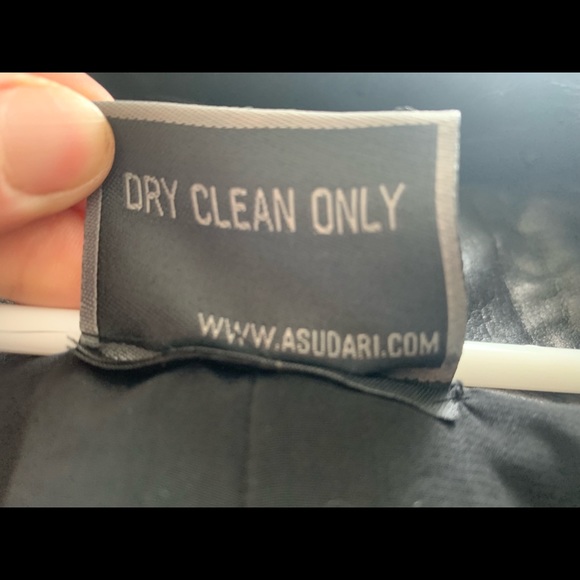 Asudari leather coat